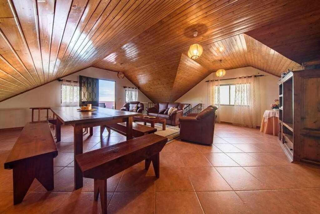 Lombo Cesteiro Guesthouse Tabua  エクステリア 写真