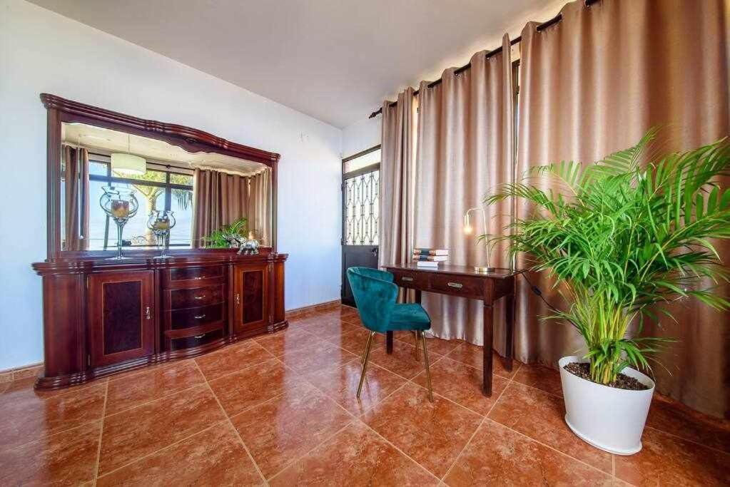 Lombo Cesteiro Guesthouse Tabua  エクステリア 写真