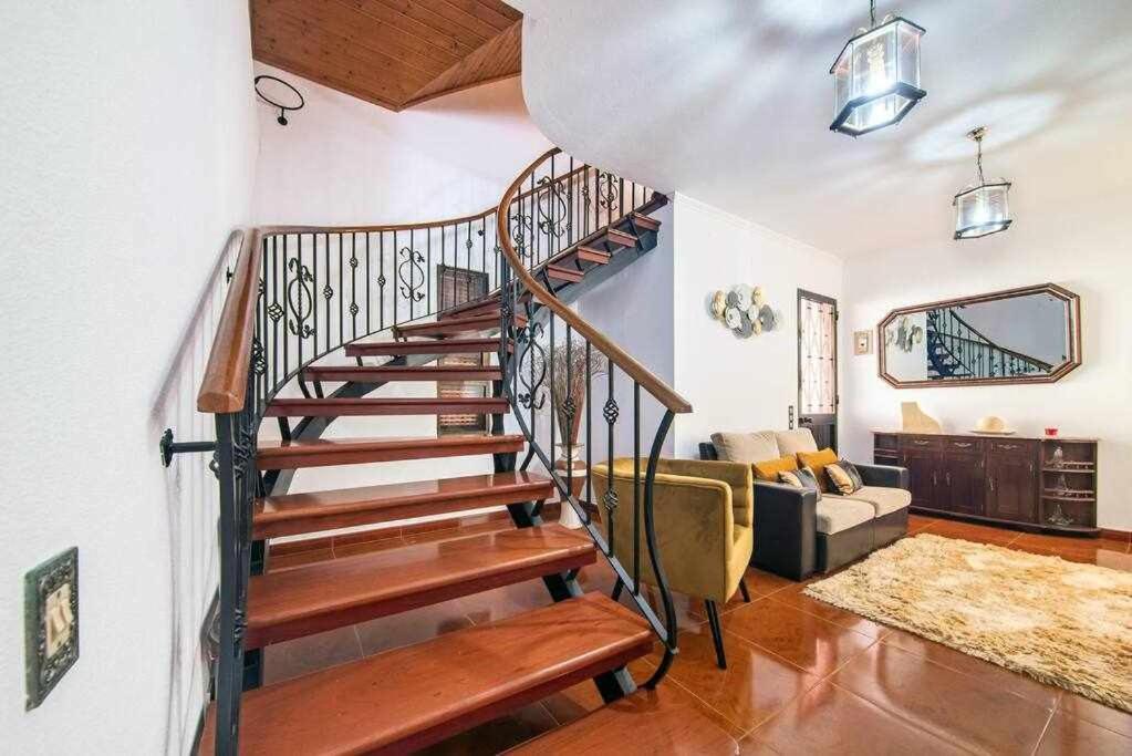 Lombo Cesteiro Guesthouse Tabua  エクステリア 写真